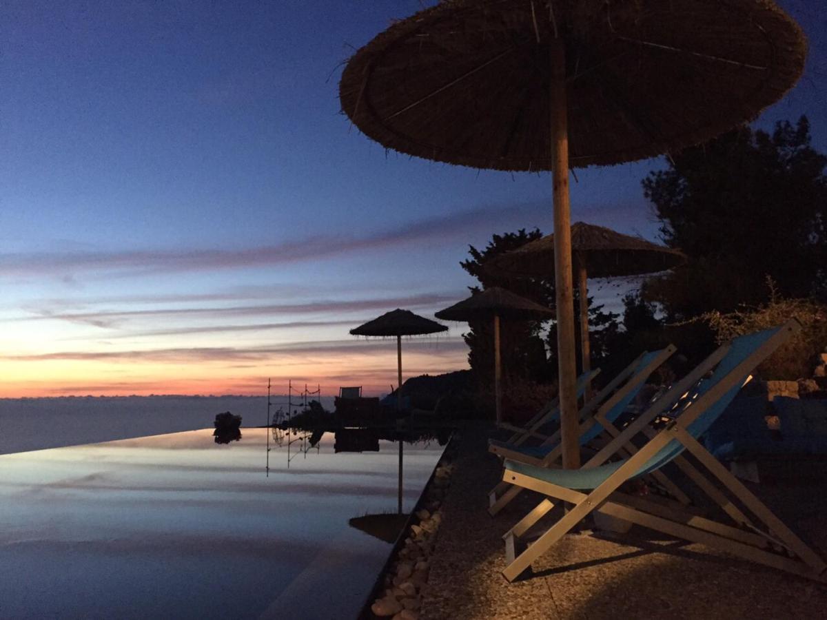 Serenity Boutique Suites Αθάνι Εξωτερικό φωτογραφία