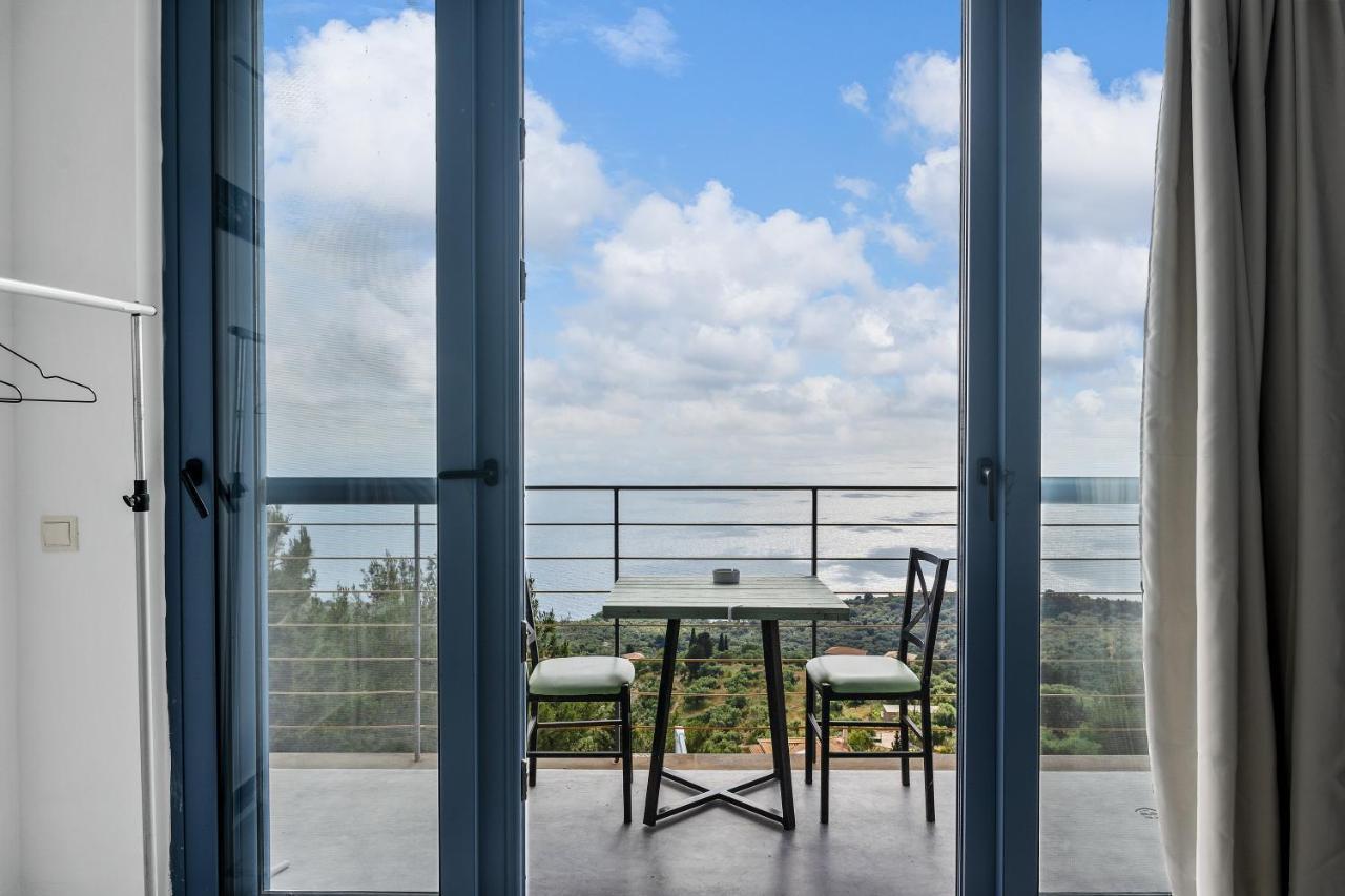Serenity Boutique Suites Αθάνι Εξωτερικό φωτογραφία