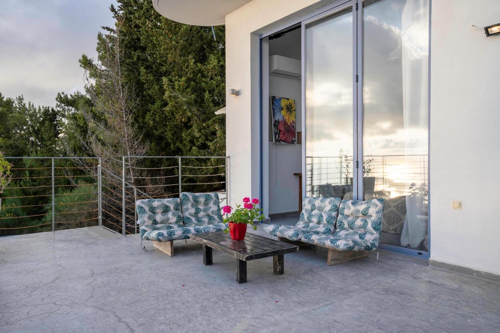Serenity Boutique Suites Αθάνι Εξωτερικό φωτογραφία