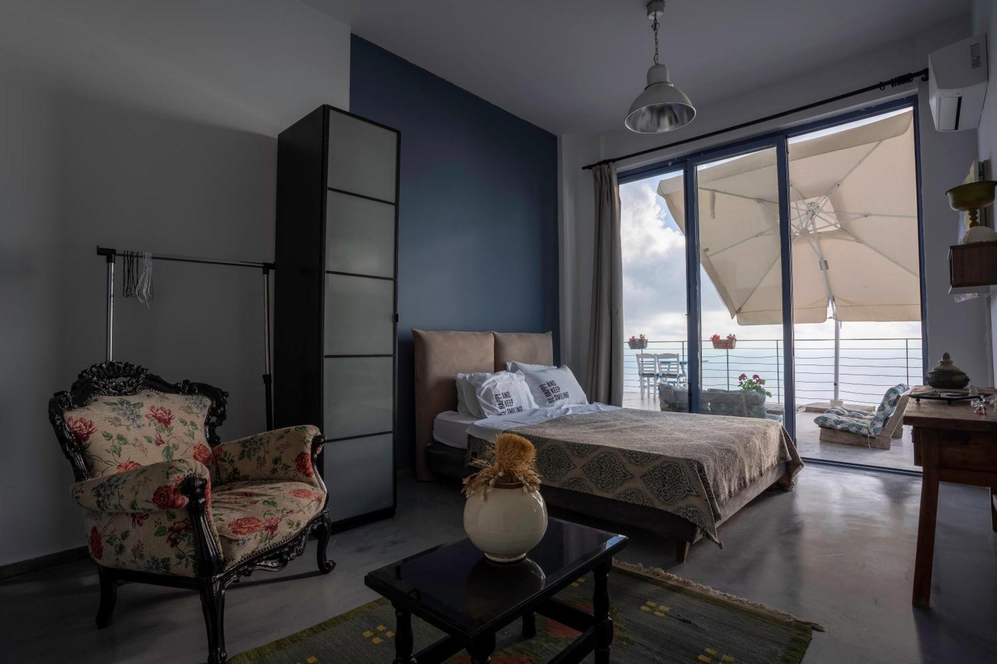 Serenity Boutique Suites Αθάνι Εξωτερικό φωτογραφία