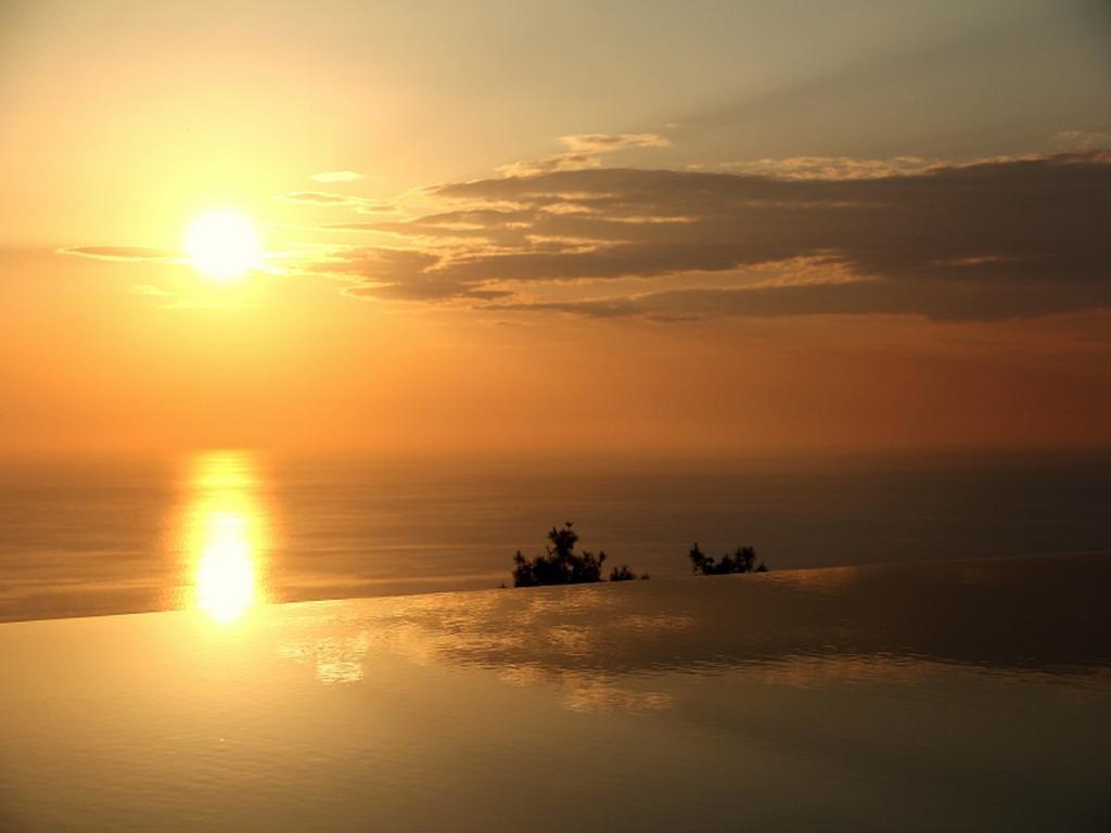 Serenity Boutique Suites Αθάνι Εξωτερικό φωτογραφία